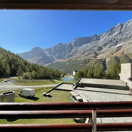 Cervinia Sky & شقة *